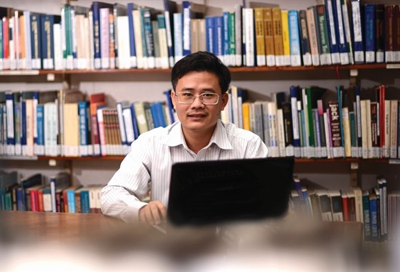 Ông Đỗ Thiên Anh Tuấn, giảng viên Chương trình Giảng dạy Kinh tế Fulbright 