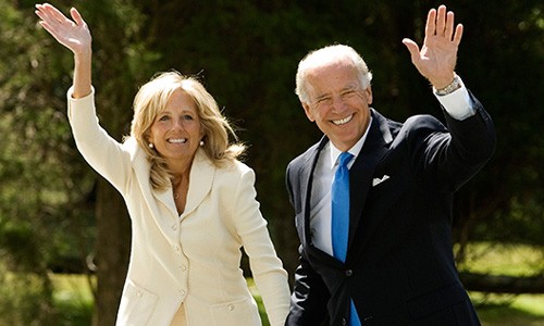 Vợ chồng Phó tổng thống Mỹ Joe Biden. Ảnh: Orlando Politics