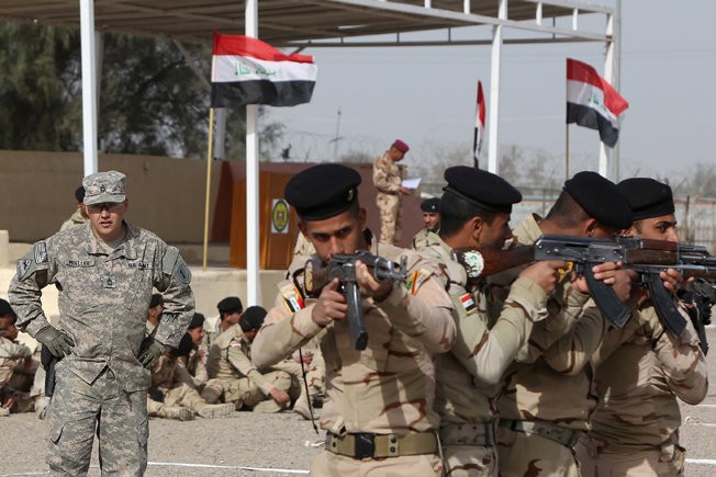 Cố vấn Mỹ đang huấn luyện cho quân đội Iraq và một số nhóm phiến quân Syria