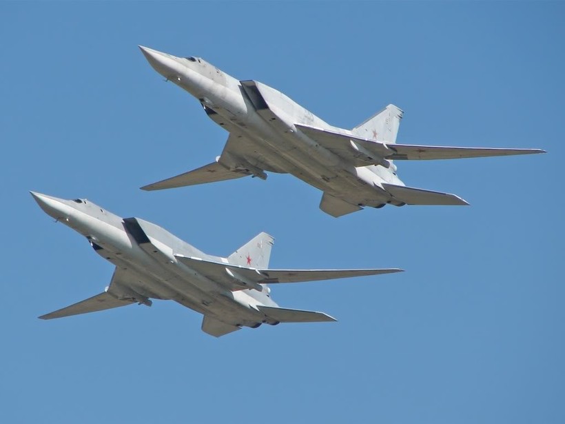 phi cơ Tu-22M3 Backfire của Nga xuất kích