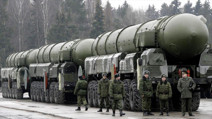 Tên lửa đạn đạo hạt nhân liên lục địa Topol M của Nga