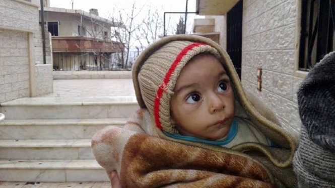 Những người mẹ ở Syria không có sữa cho con bú vì suy dinh dưỡng, họ phải đi cầu xin sự giúp đỡ - Ảnh: News.com.au