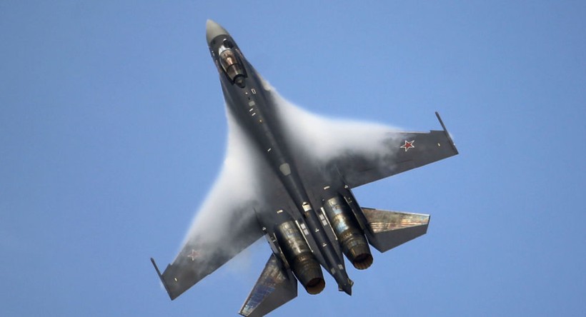Siêu tiêm kích Su-35 của Nga 