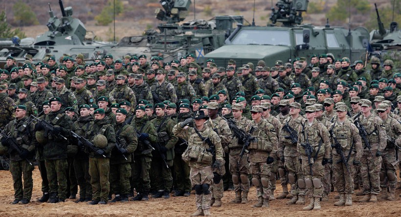 Binh sĩ NATO trong một cuộc tập trân tại châu Âu