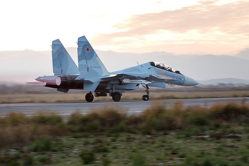 Máy bay chiến đấu Nga tham chiến tại Syria