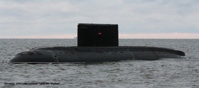 Tàu ngầm Rostov thử nghiệm trên biển