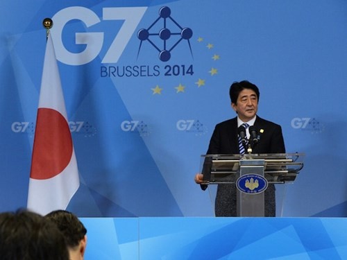Thủ tướng Nhật Shinzo Abe trong cuộc họp của G7