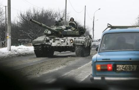 Xe tăng Nga rầm rập tiến vào Ukraine?