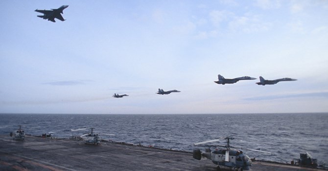 Máy bay Hạm đội Biển Bắc Nga “săn ngầm” 