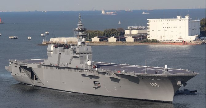 Cận cảnh tàu trực thăng Izumo của Hải quân Nhật