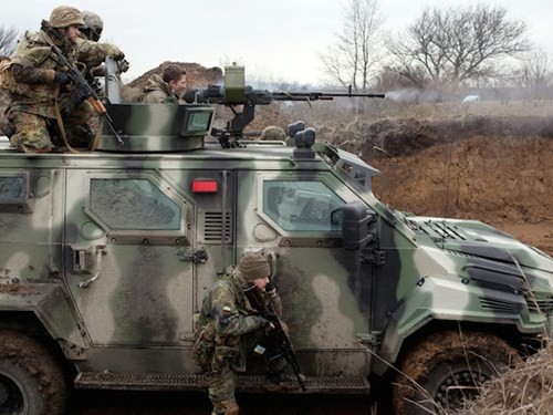 Ukraine cho phép các binh lính nước ngoài diễn tập ở nước này trong năm 2015