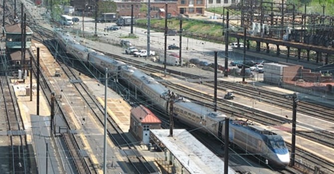 Hệ thống đường sắt của Mỹ bị đánh giá lạc hậu, nhưng để cải thiện thì vấp phải nhiều rào cản.