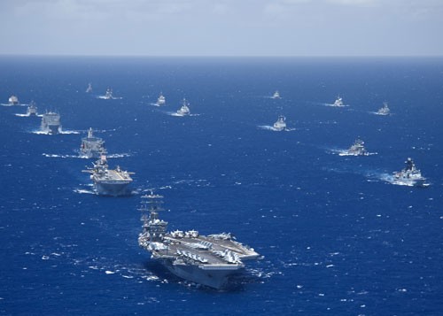 Hoàn Cầu đe dọa chiến tranh với Mỹ trên Biển Đông