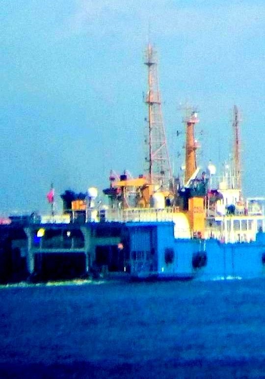 Tàu Tân Hải 517 đang di chuyển trên vùng biển cách đảo Phú Quý (Bình Thuận) 20 hải lý về phía tây nam. Ảnh chụp ngày 6-6 - Ảnh: CTV