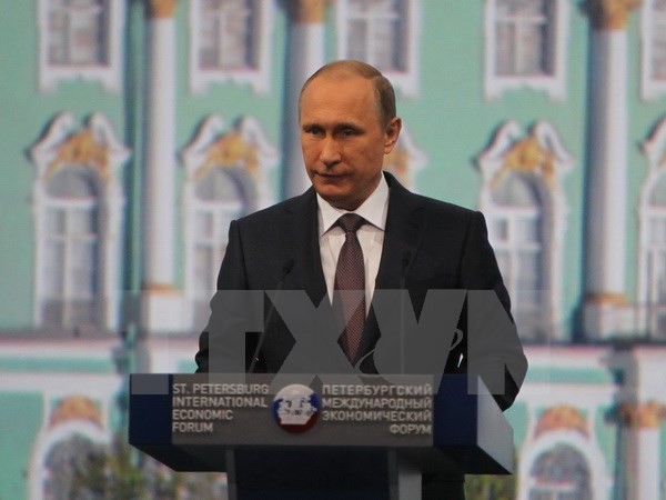 Tổng thống Nga Vladimir Putin đạt mức tín nhiệm cao kỷ lục