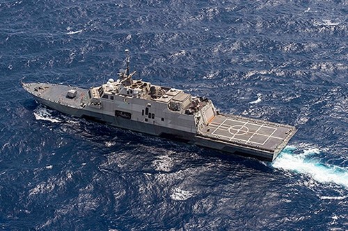 Tàu USS Fort Worth trên Biển Đông hôm 9/7. Ảnh: US Navy.