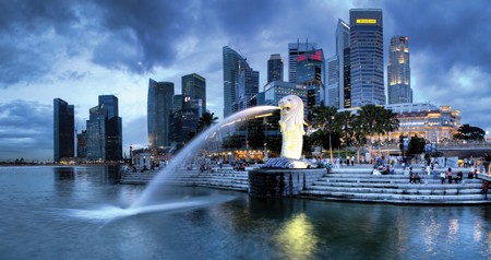 Một nửa dân số Singapore có tổng tài sản trên 1 triệu USD (ảnh: Bloomberg)