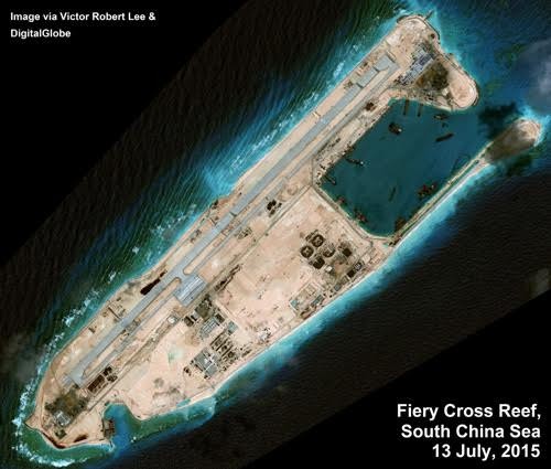 Sân bay quân sự trên đảo nhân tạo Trung Quốc
