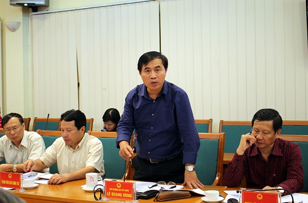  Thứ trưởng Bộ Xây dựng cho rằng, thảm hoạ tại Quảng Ninh một phần do yếu tố con người.