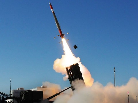 Mỹ triển khai lô tên lửa đánh chặn mới