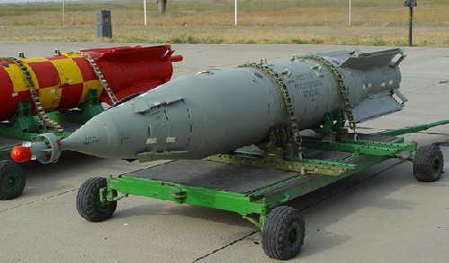 Kinh hoàng bom thông minh Nga  KAB - 1500 tại chiến trường Syria