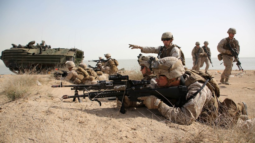 Mỹ bắt đầu triển khai bộ binh chống IS