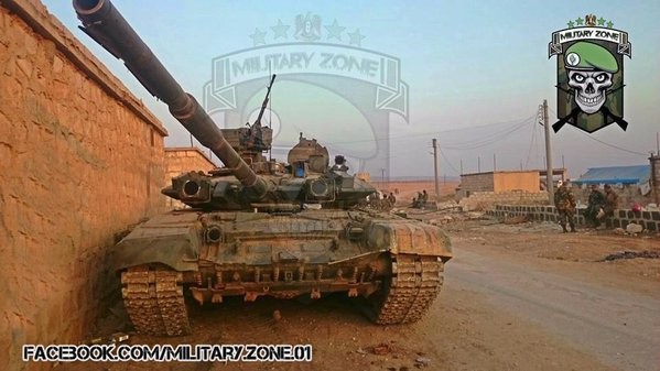 Cuộc chiến Syria tăng nhiệt với xe tăng T-90 ở Aleppo