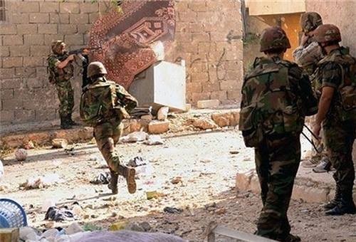 Lực lượng vũ trang Syria tiến công mạnh, IS tổn thất hàng trăm tay súng