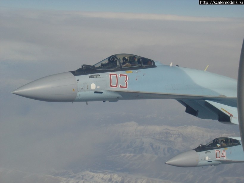 Video:Thần điêu Su-35 tung hoành trên bầu trời Syria.