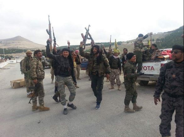 Phản pháo Thổ Nhĩ Kỳ, YPG tấn công thành phố nhỏ Tal Rifa’at gần Azaz.