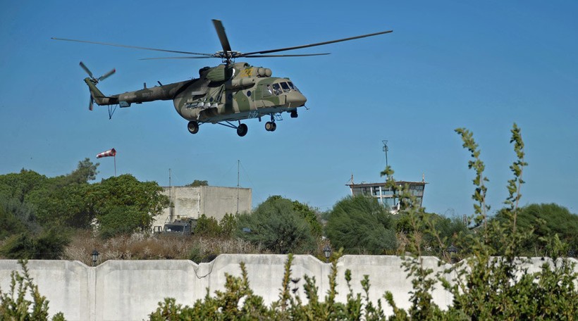 Chùm video: Cận cảnh bắt giữ các tay súng FSA bắn chiếc Mi-8 Nga