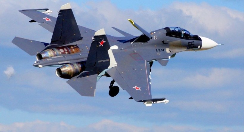 “Thần điểu” Su-35 bay một lèo dọc Việt Nam không cần tiếp liệu