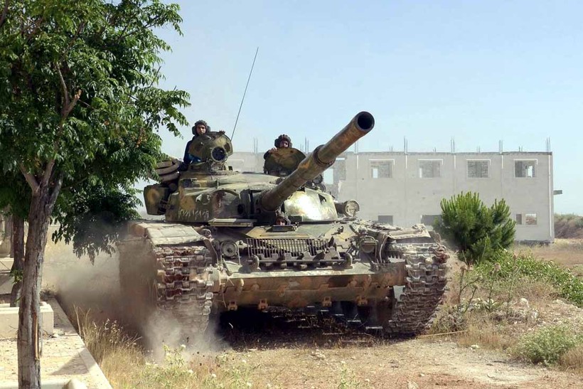 Quân đội Syria giành lại nhà máy xi măng Badia miền Đông Damascus