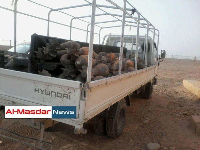 Xe chở đạn cối thu được của IS trên vùng nông thôn phía Tây Raqqa