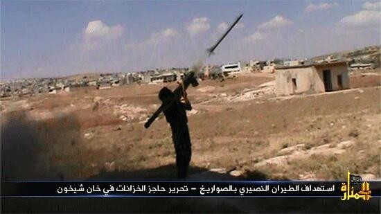 Chiến binh Jabhat Al-Nusra sử dụng tên lửa MANPAD QW-1 do Trung Quốc sản xuất ở Syria