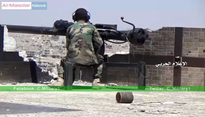Binh sĩ Syria chiến đấu tại thành phố Aleppo