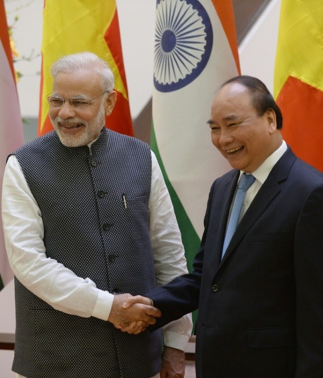 Thủ tướng Ấn Độ Narendra Modi và người đồng cấp Việt Nam thủ tướng Nguyễn Xuân Phúc