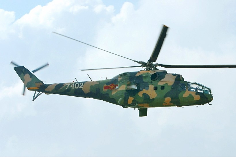 Máy bay trực thăng tấn công Mi-24A, tham gia chiến trường Campuchia