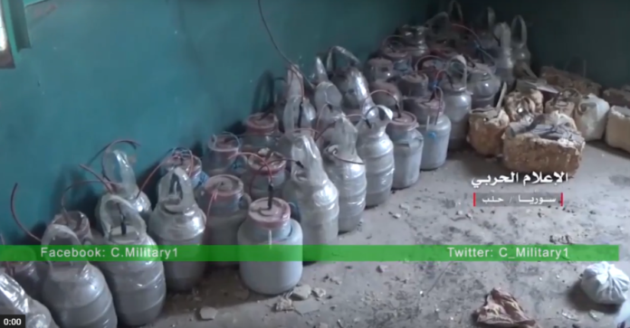 Kho thuốc nổ dành cho xe đánh bom tự sát ở Aleppo