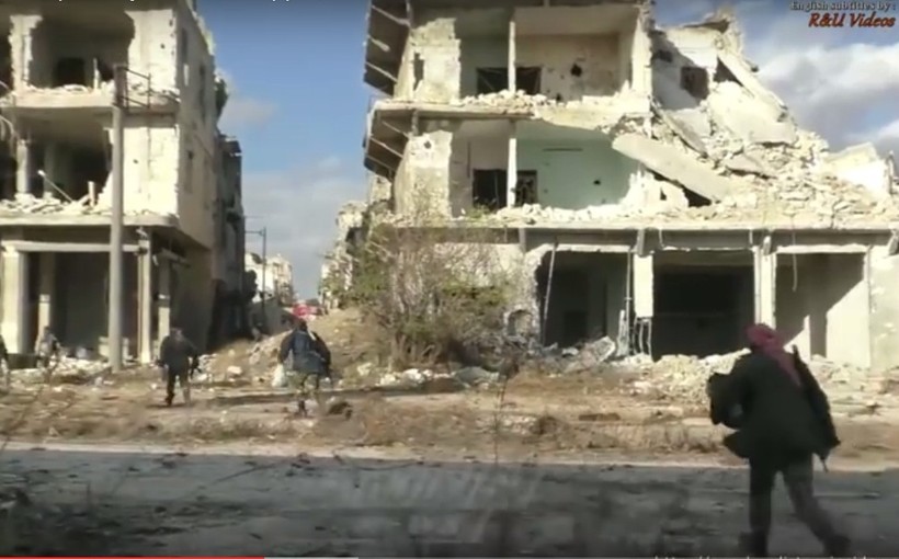 Binh sĩ quân đội Syria tấn công ở Aleppo