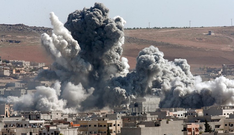 Không quân Syria không kích vùng ngoại ô thành phố Palmyra