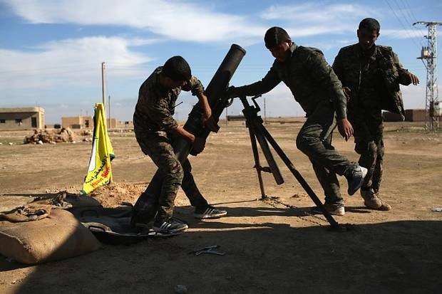 Một khẩu đội súng cối của SDF