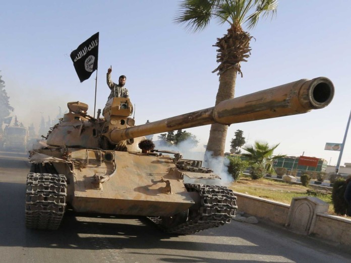 Xe tăng của IS ở Aleppo (ảnh minh họa)