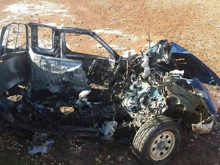 Chiếc xe chở hai thủ lĩnh phiến quân bị thiêu rụi ở Idlib