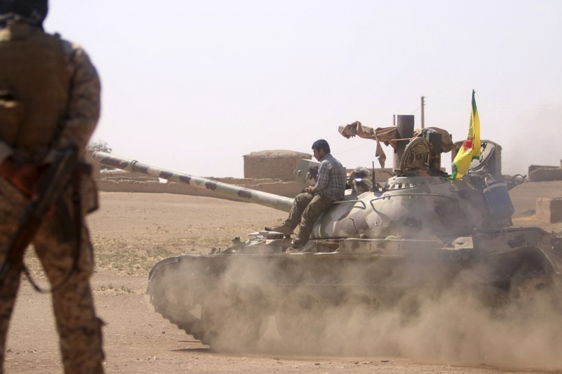 Lực lượng dân quân người Kurd YPG trên chiến trường