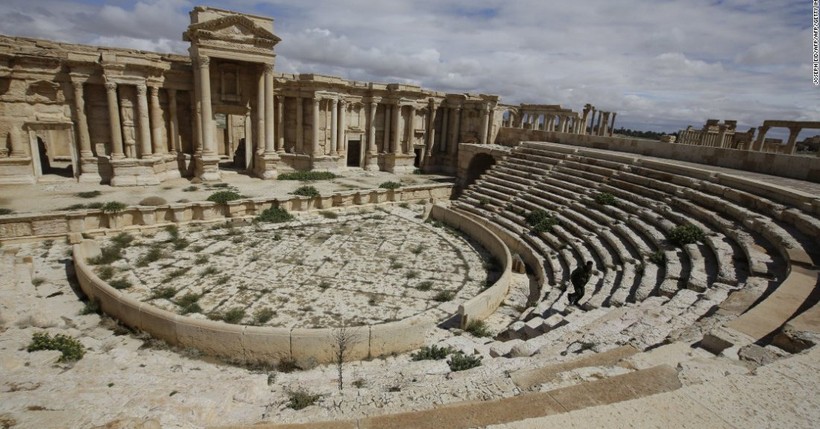 Nhà hát La mã cổ đại ở Palmyra từ nay sẽ chỉ còn tồn tại trong các bức ảnh lịch sử