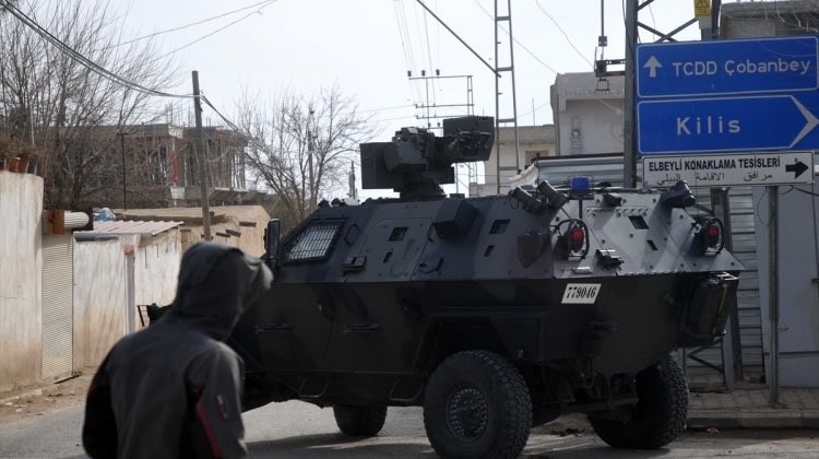 Xe thiết giáp của quân đội Thổ Nhĩ Kỳ trong ngôi làng Al-Sulfaniyah, đông Aleppo