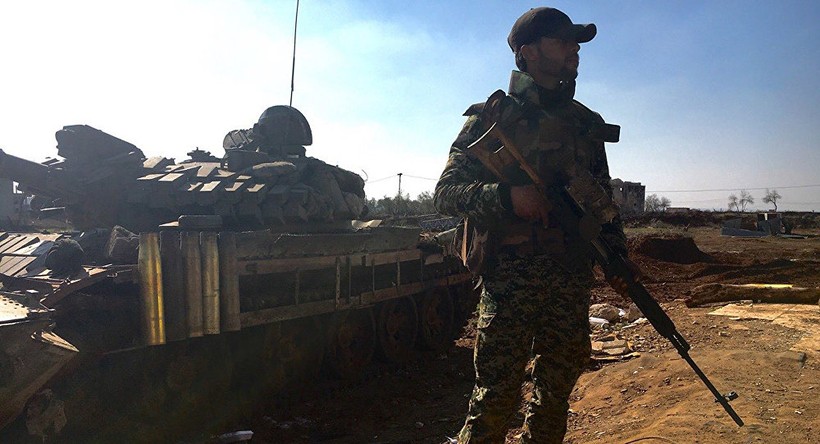 Binh sĩ quân đội Syria trên chiến trường Daraa