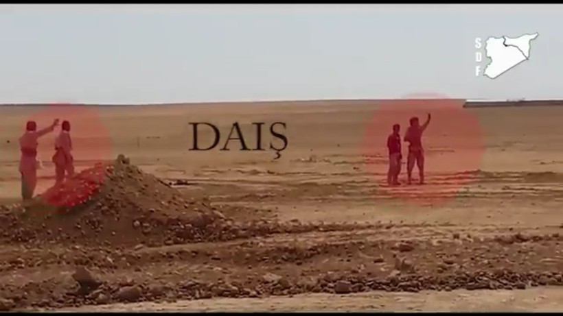 4 tù binh IS, bị lực lượng SDF bắn hạ