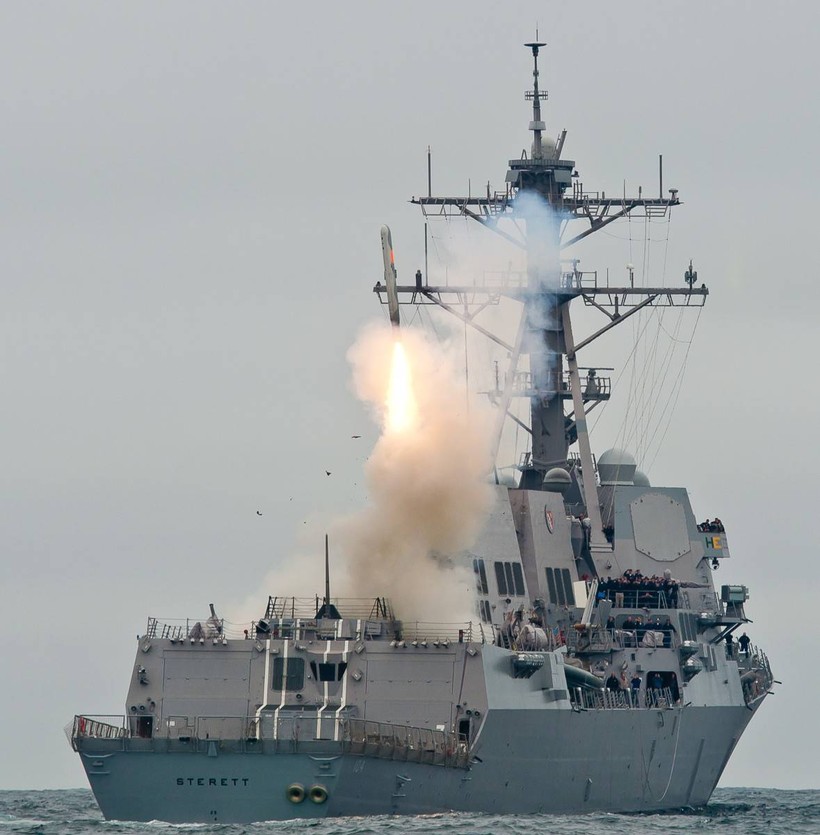 Khu trục hạm Mỹ phóng tên lửa Tomahawk (ảnh minh họa)